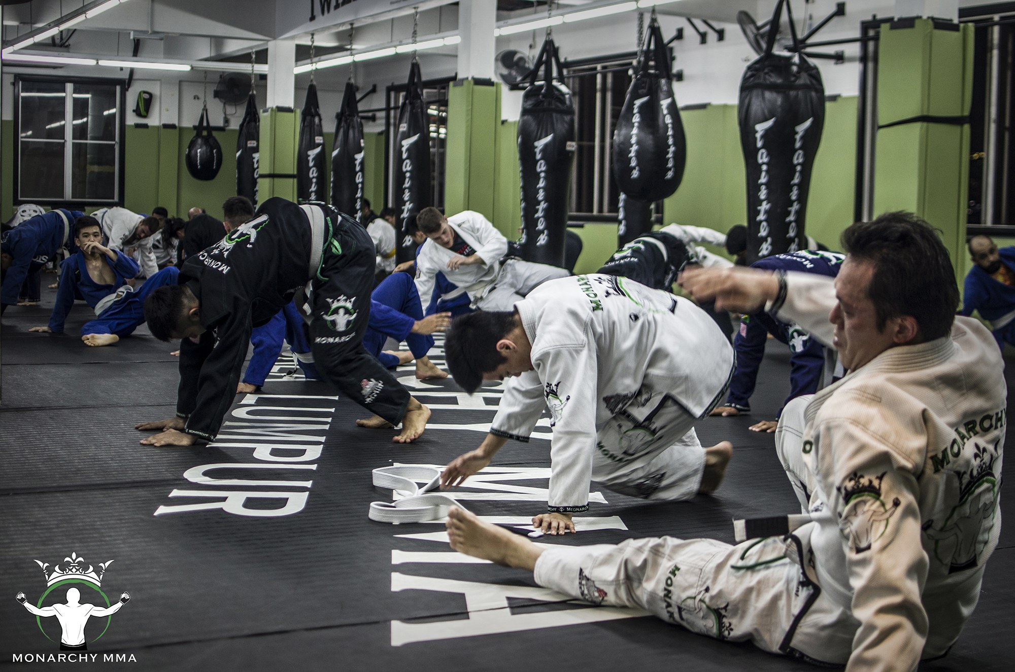 Discover How Martial Arts Can Transform Your Evenings into a Relaxing Oasis 1 Unlocking Better Sleep: How Evening Martial Arts Classes Can Help You Relax at Monarchy MMA